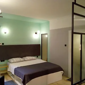 Ελέγξτε τη διαθεσιμότητα